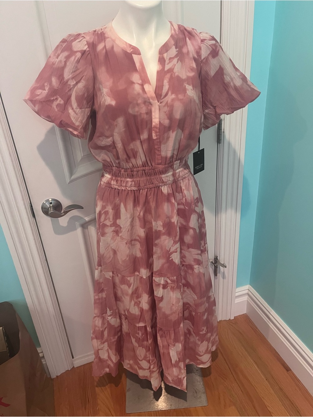 Simply Vera Wang Pink Midi Dress